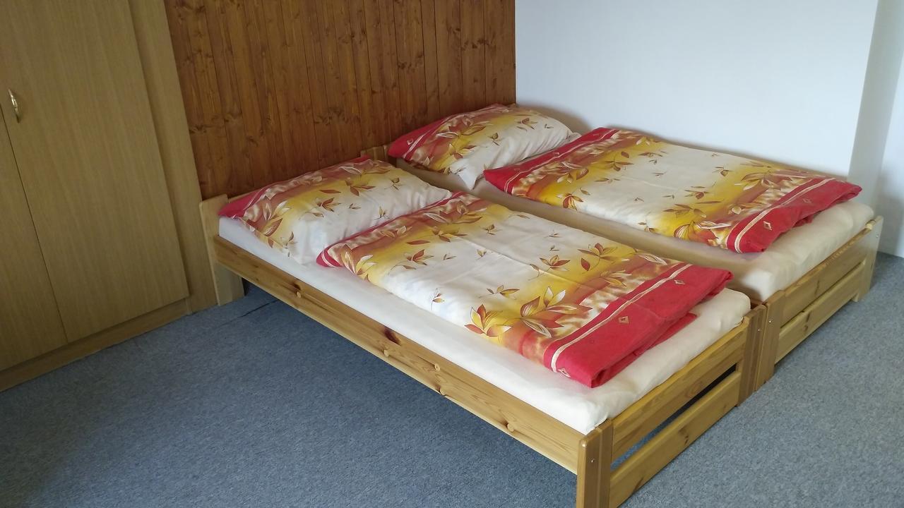 Apartman Utvina Extérieur photo
